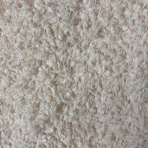 Fade cream shag sweater wide sleeve cropped size medium new with tags adorable - Picture 2 of 4